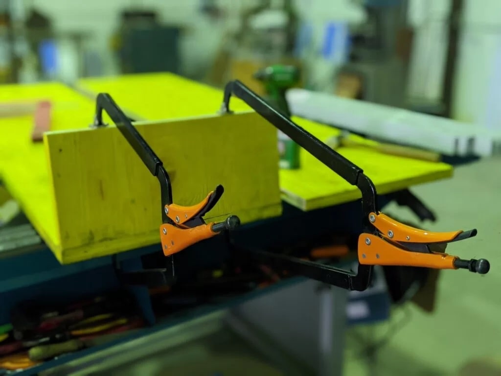 Pince-étau « serre-joint coulissant » - Maintenance Industrie